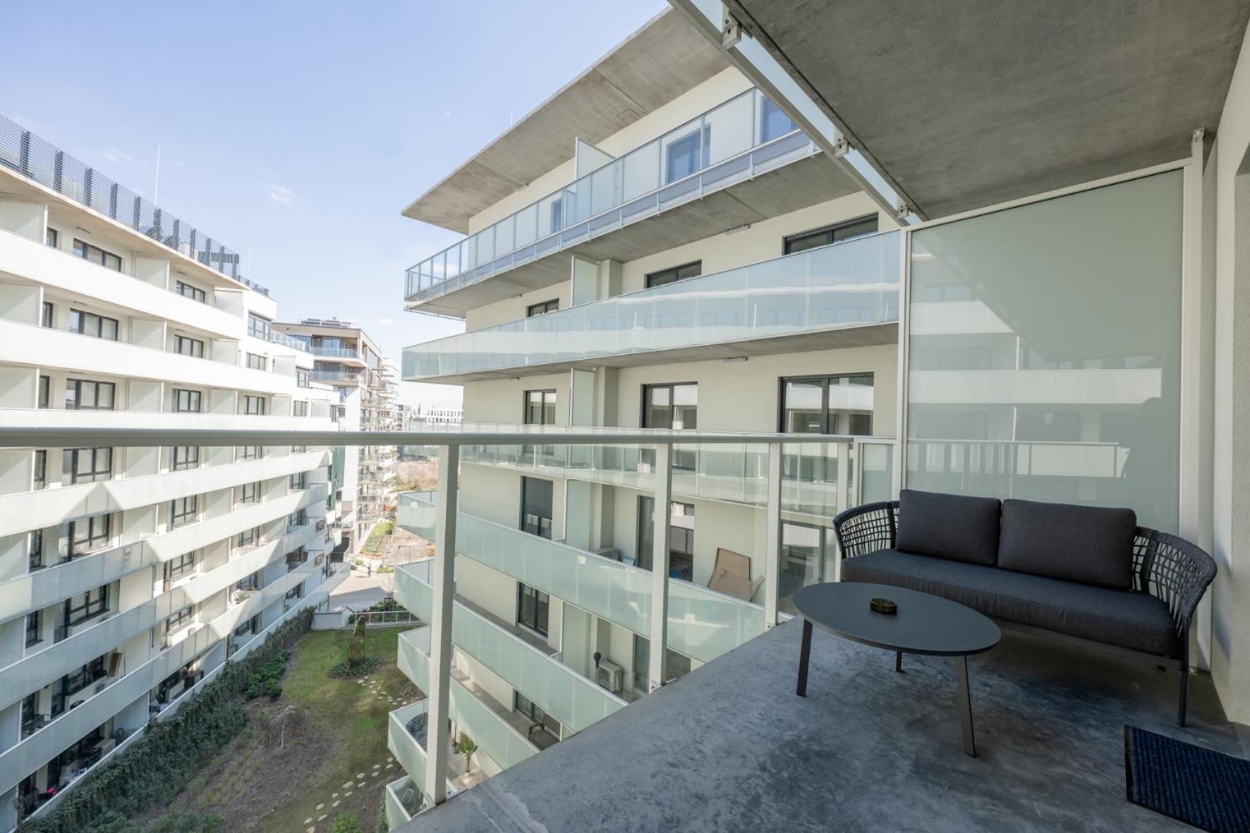 Lux Apart Z Tarasem - Centrum - Parking Sauna Silownia Meldunki 24Na7 - Wroclaw — Photos 3
